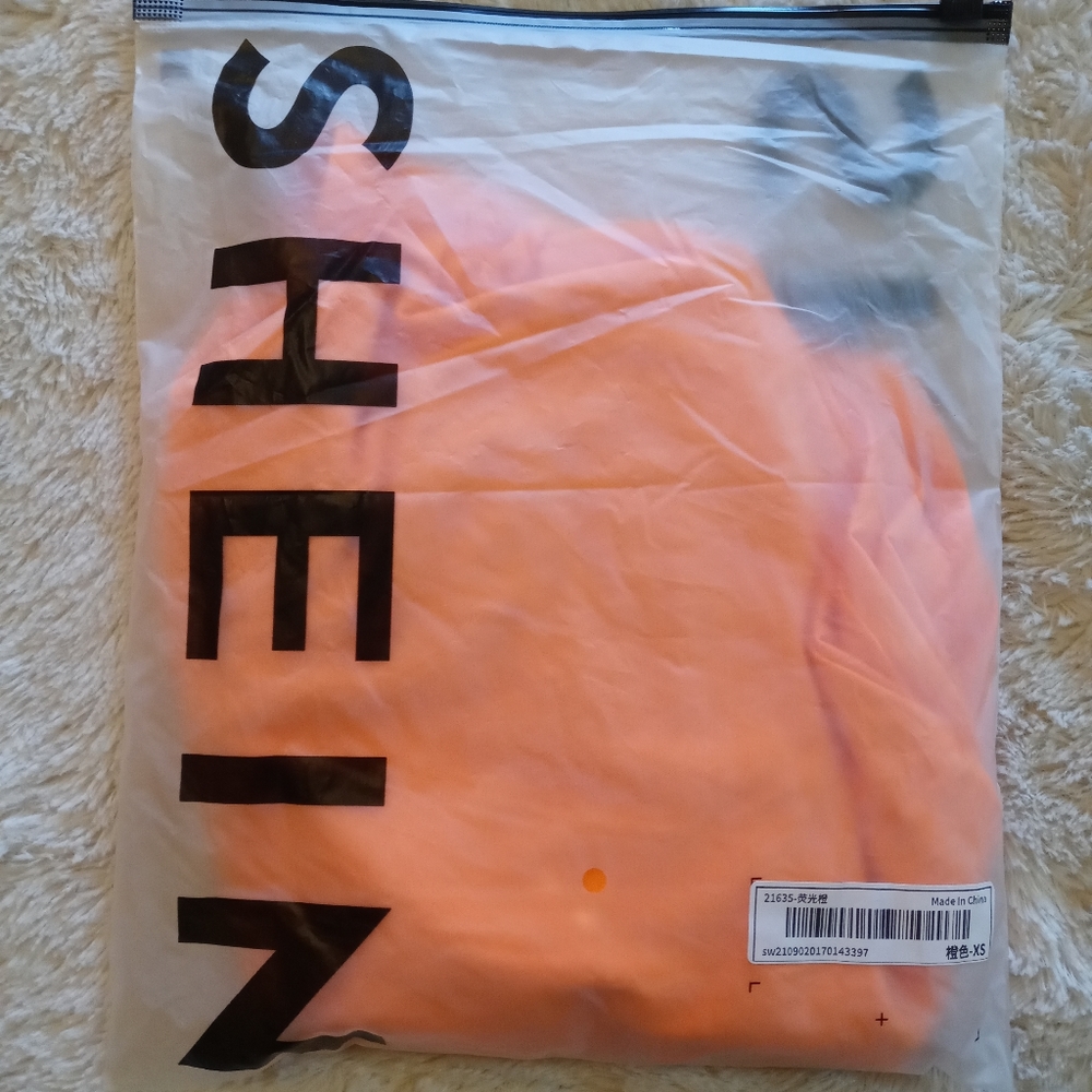 SHEIN BACKLESS RUCHED CUT OUT - Picture 8 of 11